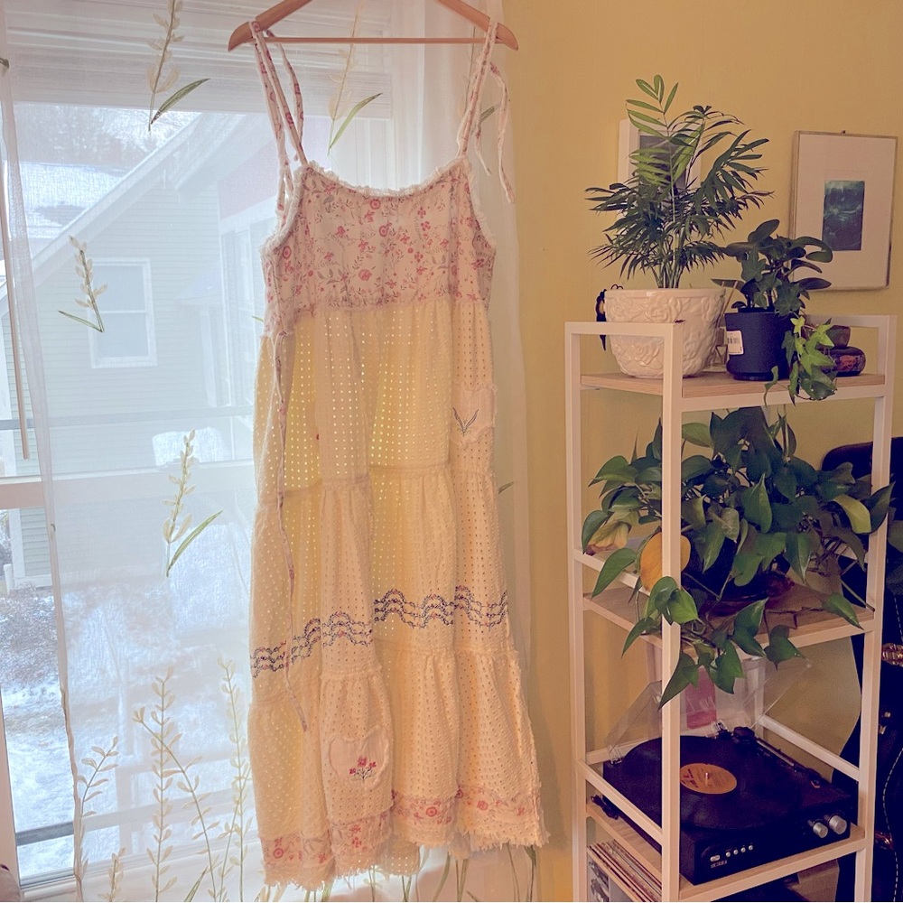 POL | Eyelet Patchwork Maxi Dress - Picture 2 of 10